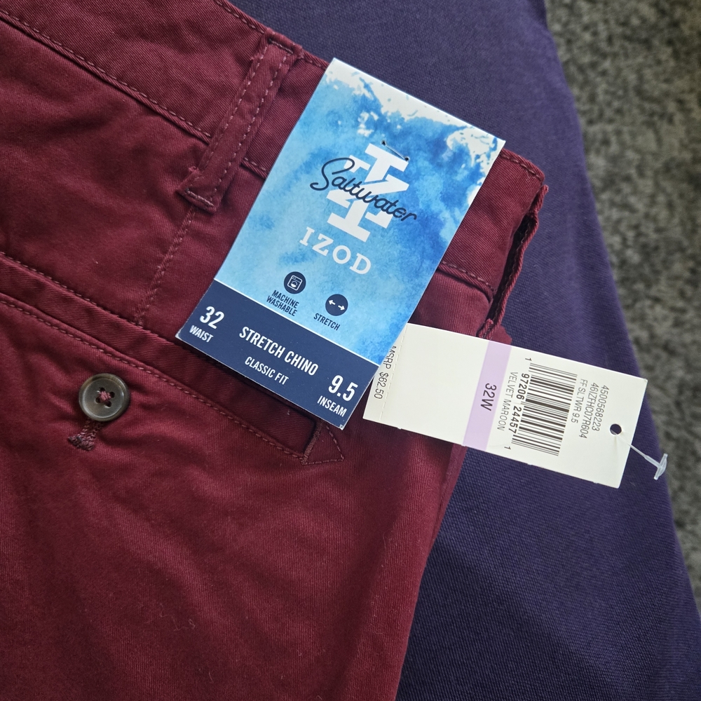 Izod Men's L Burgundy and Purple/Blue Polo Shirt & Burgandy Shorts 32x9.5 NWT - Picture 2 of 4